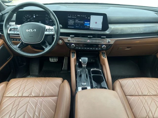 Used 2025 Green Kia SX-Prestige X-Line image 17