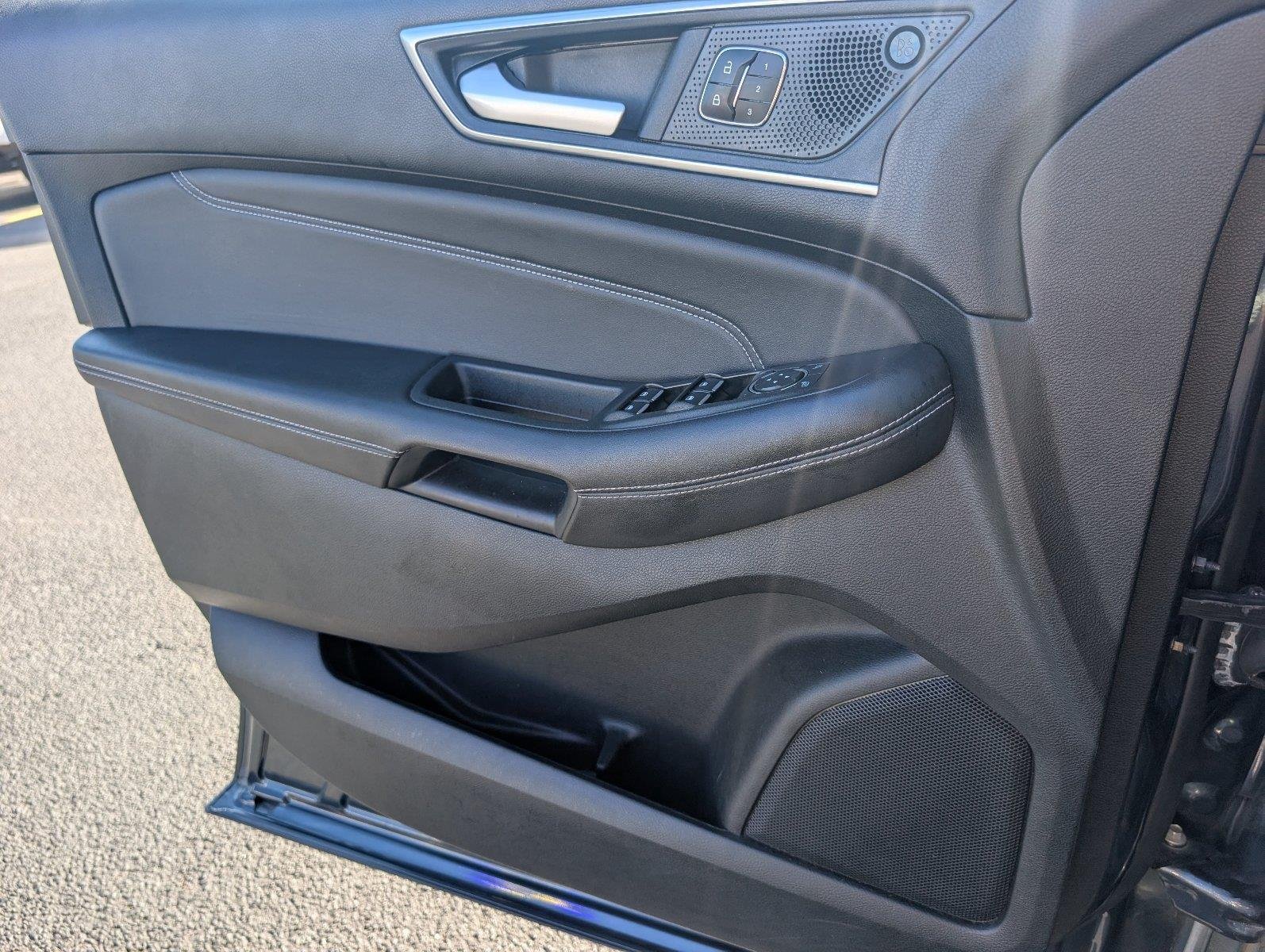Used 2024 Stone Blue Ford Titanium image 19