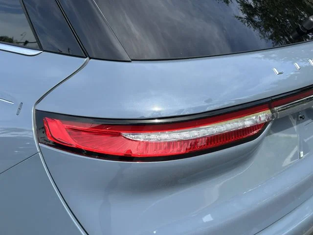 Used 2024 Blue Lincoln Premiere image 6