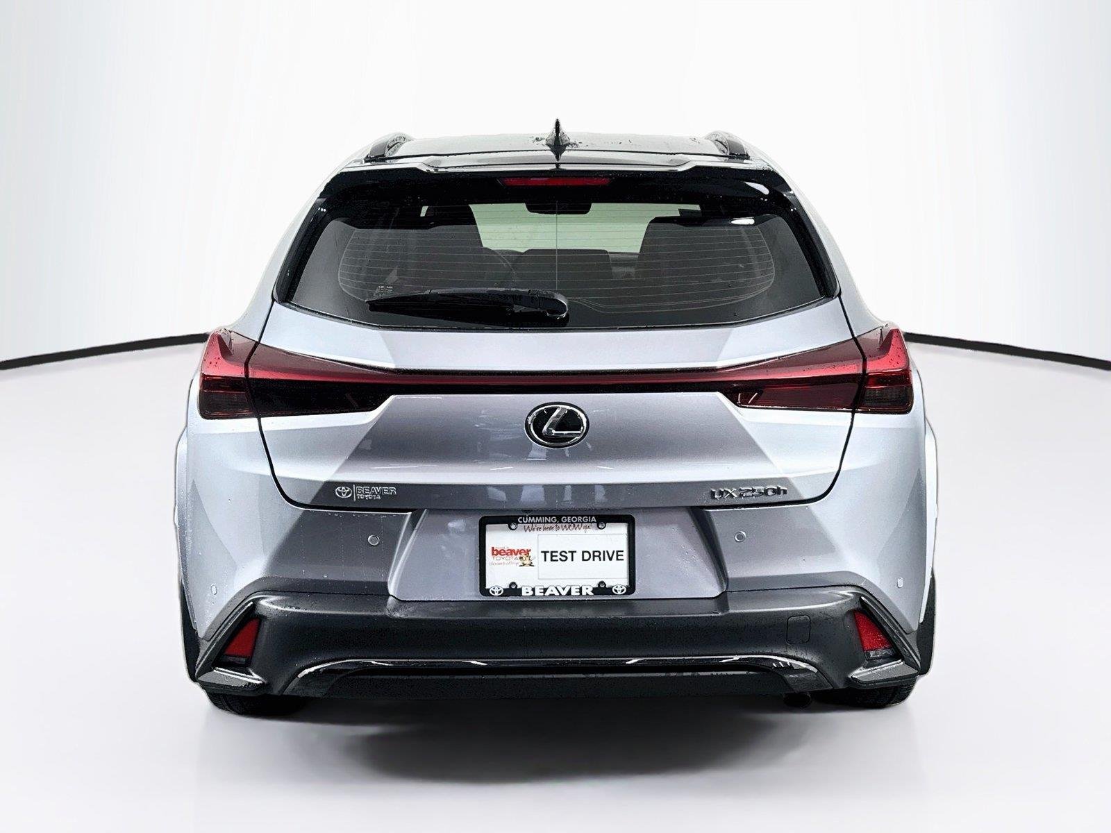 Used 2024 Iridium w/ Obsidian Roof Lexus UX 250h F SPORT Handling image 12