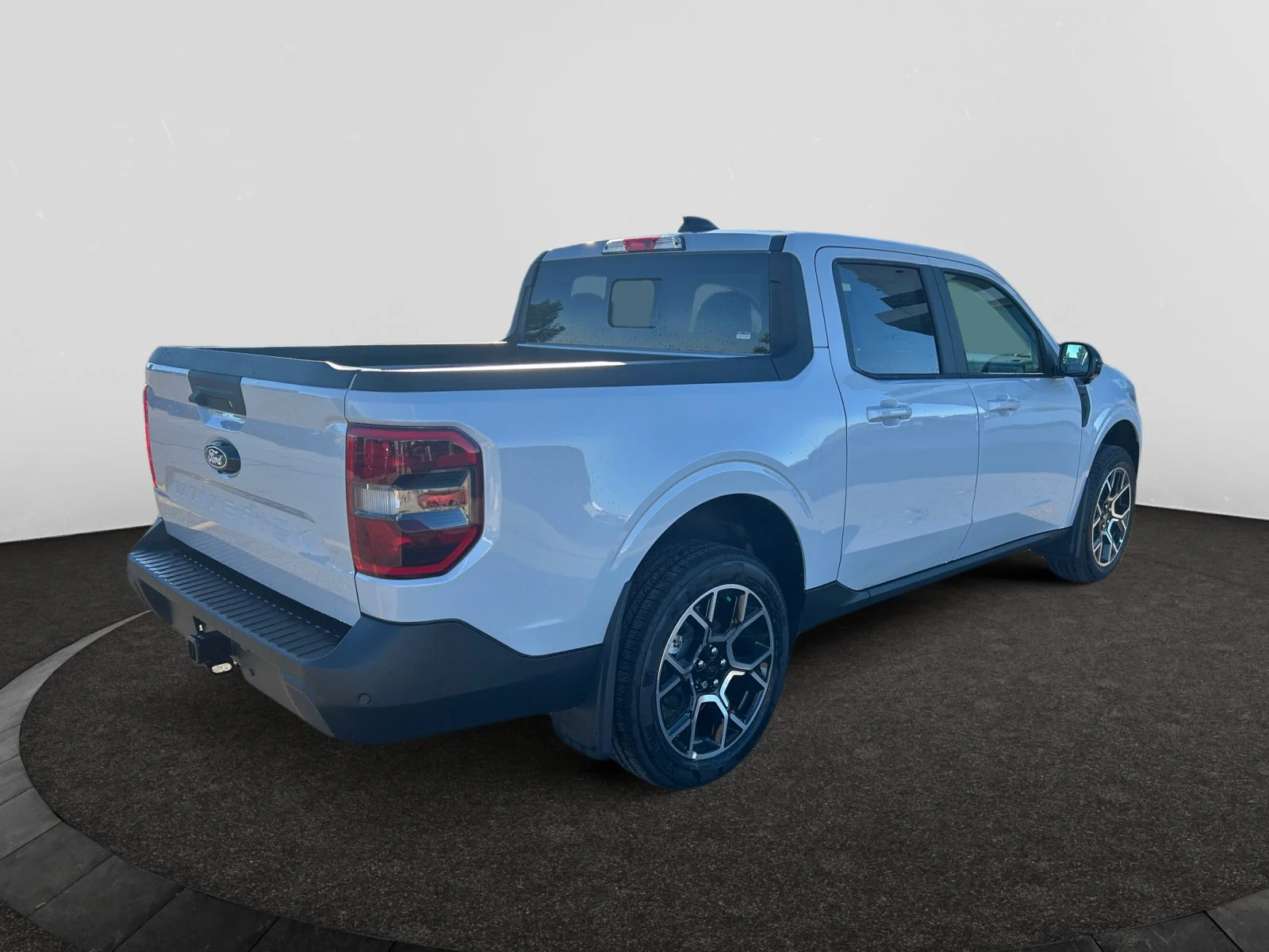 New 2026 Space White Metallic Ford LARIAT image 5