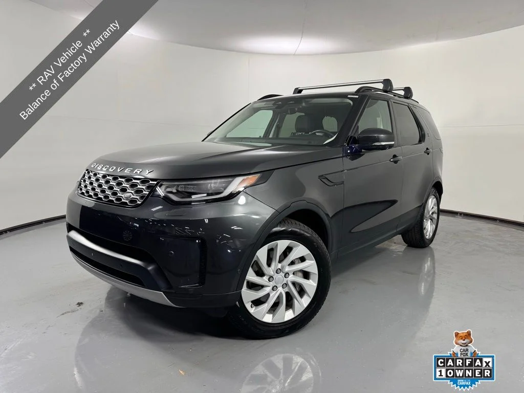 2023 Land Rover Discovery S's photo