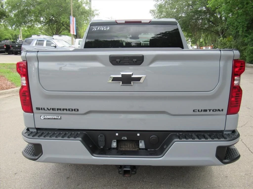 Used 2024 Gray Chevrolet Custom image 5