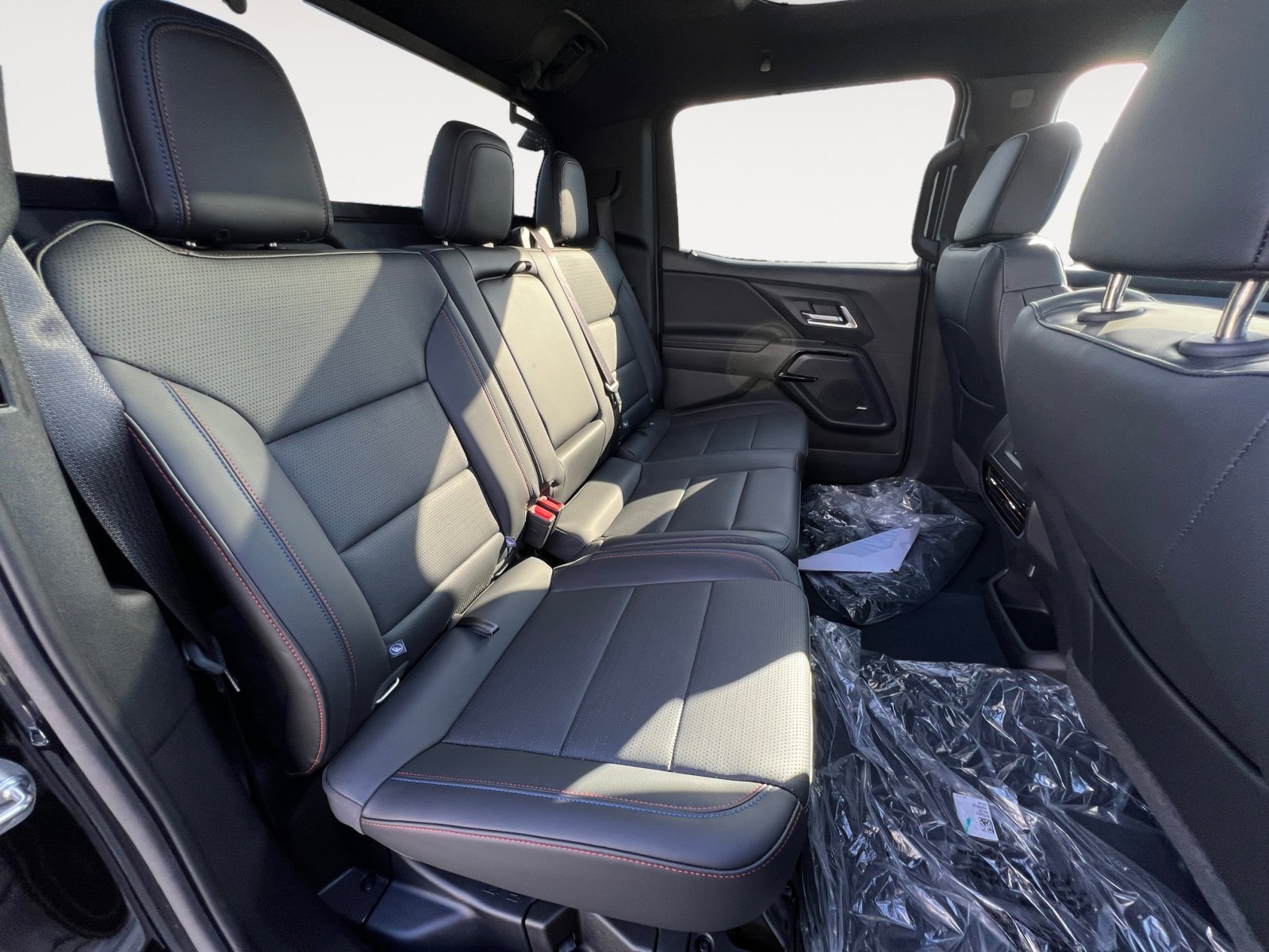 2024 Chevrolet Silverado EV RST - Photo 18