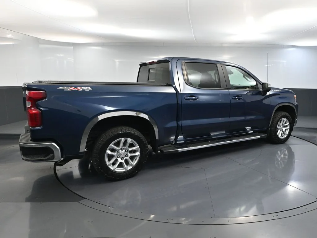 2022 Chevrolet Silverado 1500 LT - Photo 6