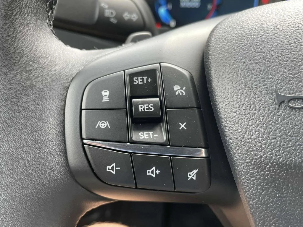 New 2025 Oxford White Ford Badlands® image 22