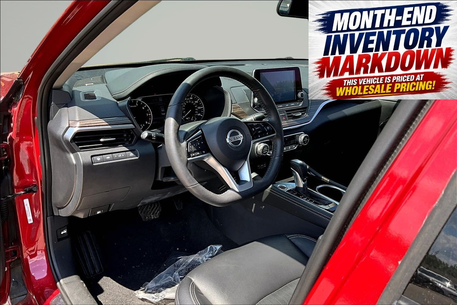 Used 2022 Red Nissan 2.5 SL image 19