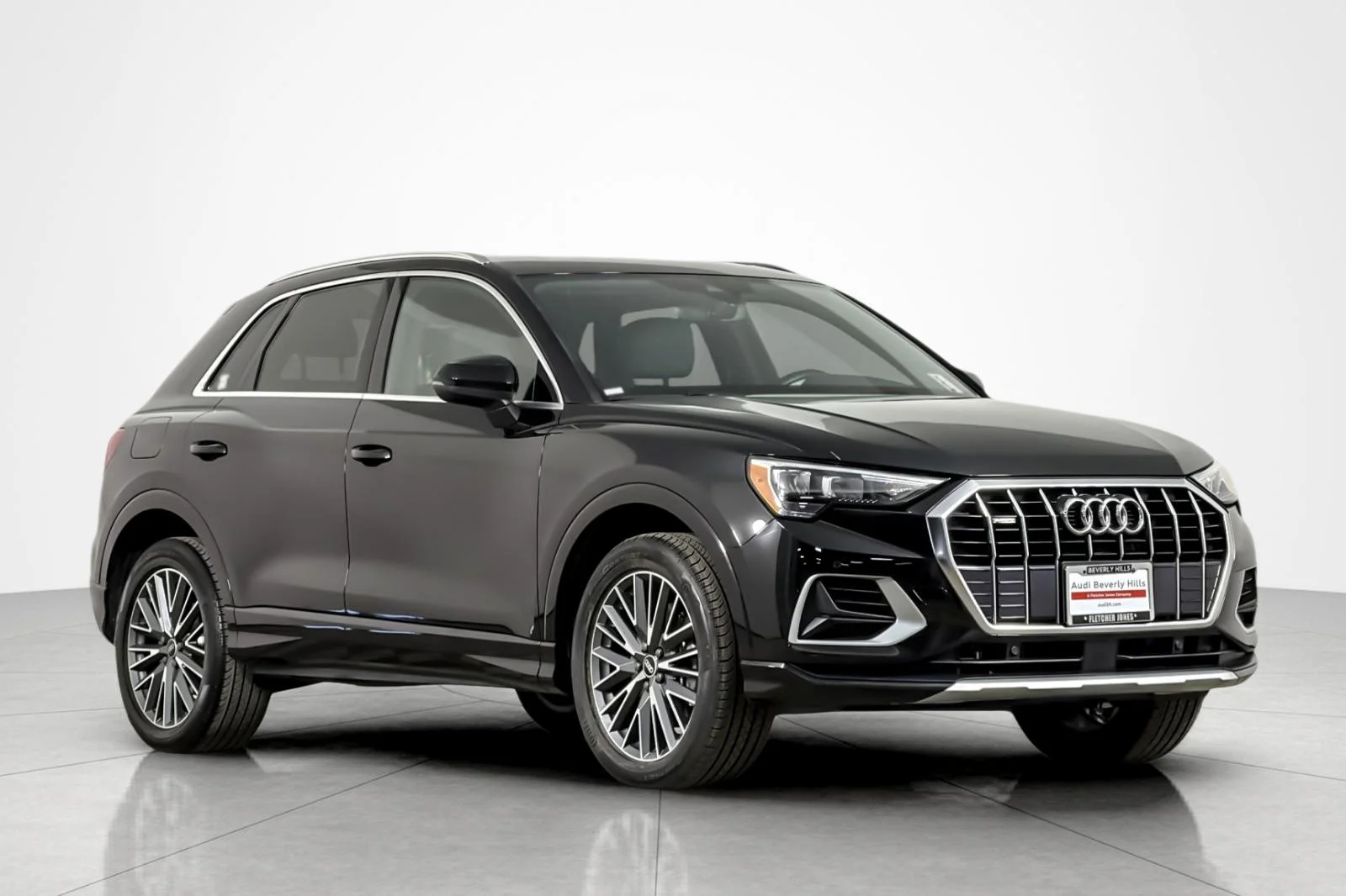 Used 2022 Mythos Black Metallic Audi Premium 40 TFSI quattro image 7