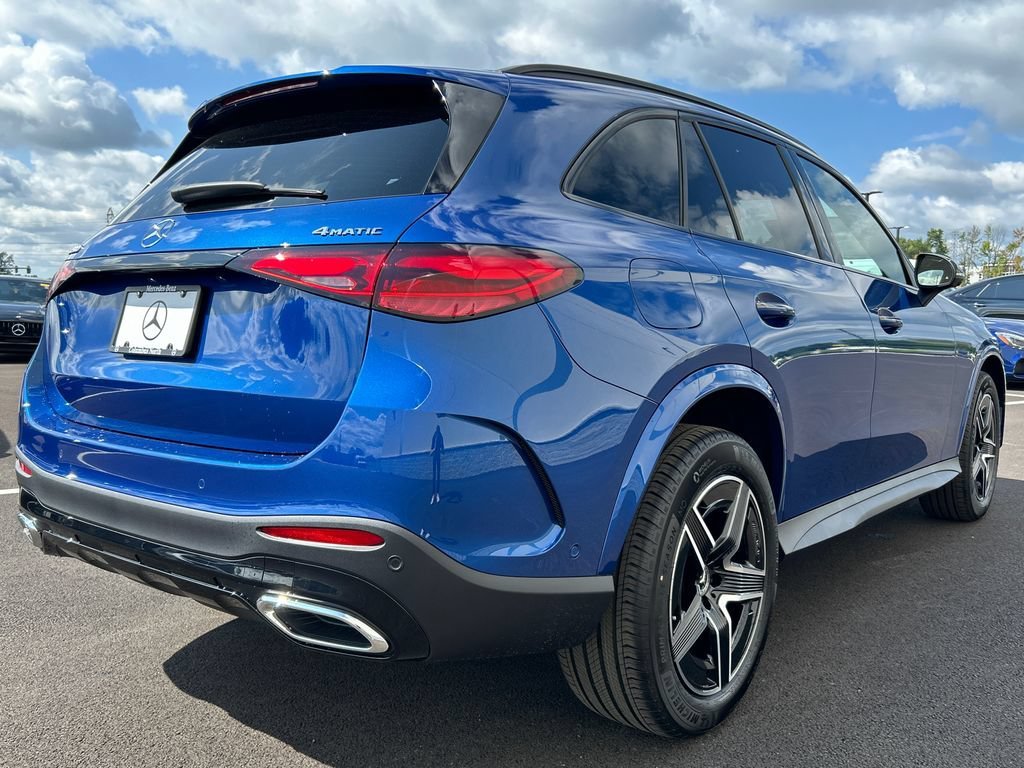 New 2027 Starling Blue Metallic Mercedes-Benz GLC 300 image 44