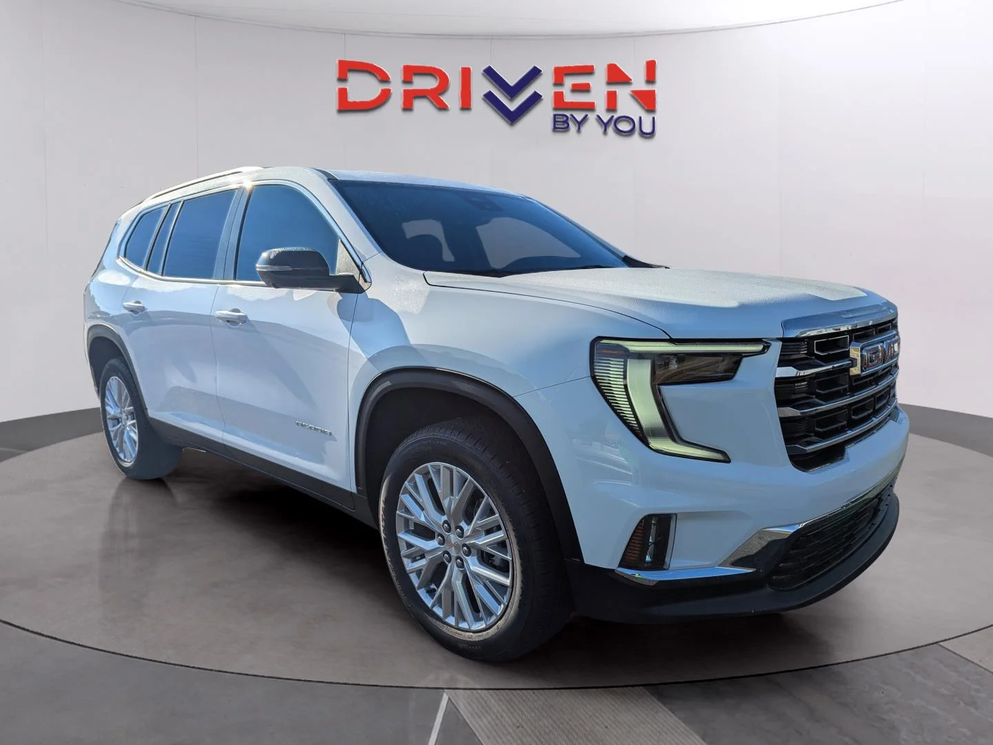 New 2026 Summit White GMC Elevation image 7