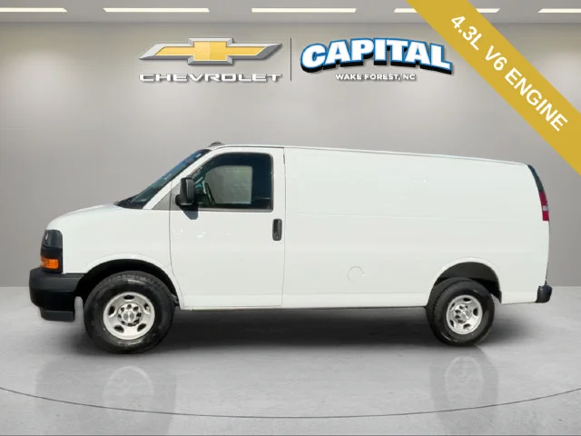 Used 2025 White Chevrolet Work Van image 3