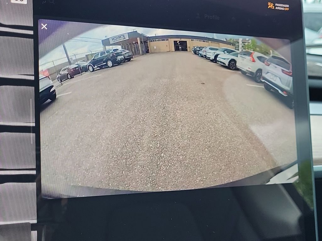 Used 2023  Tesla Performance image 25