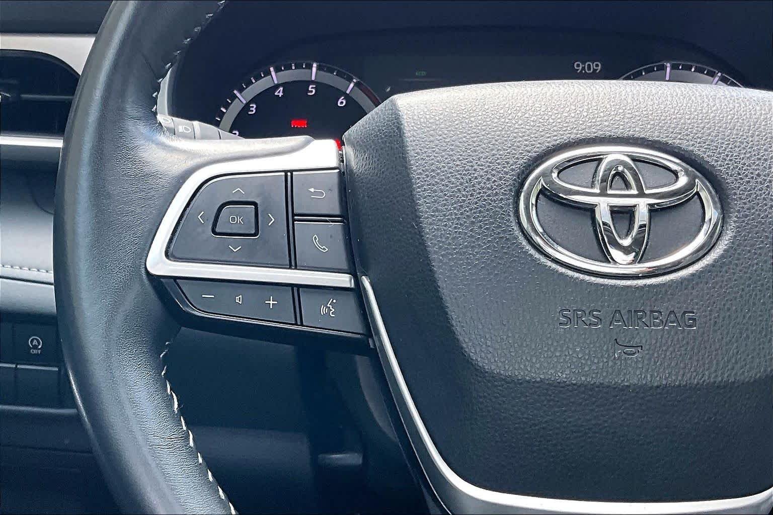 Used 2023 Midnight Black Metallic Toyota XLE image 24