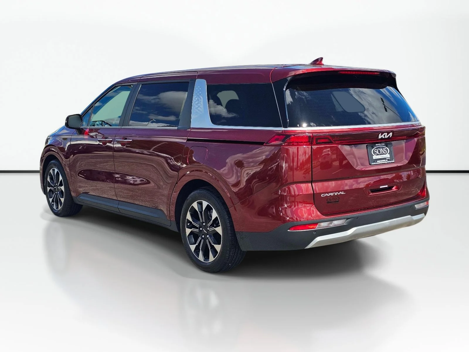 Used 2024 Flare Red Kia EX image 13