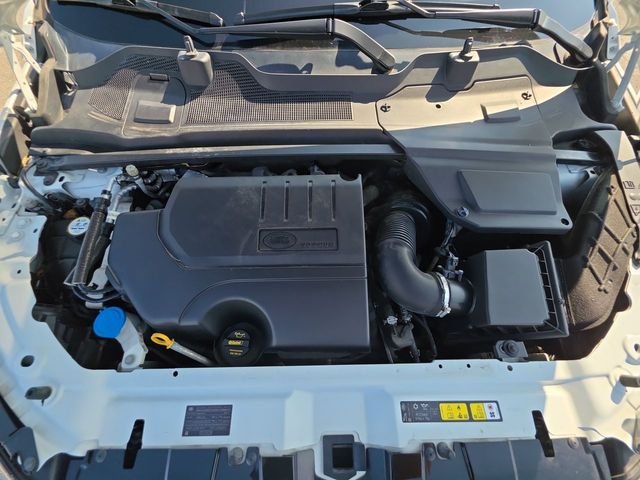 Used 2018 Fuji White Land Rover HSE image 32