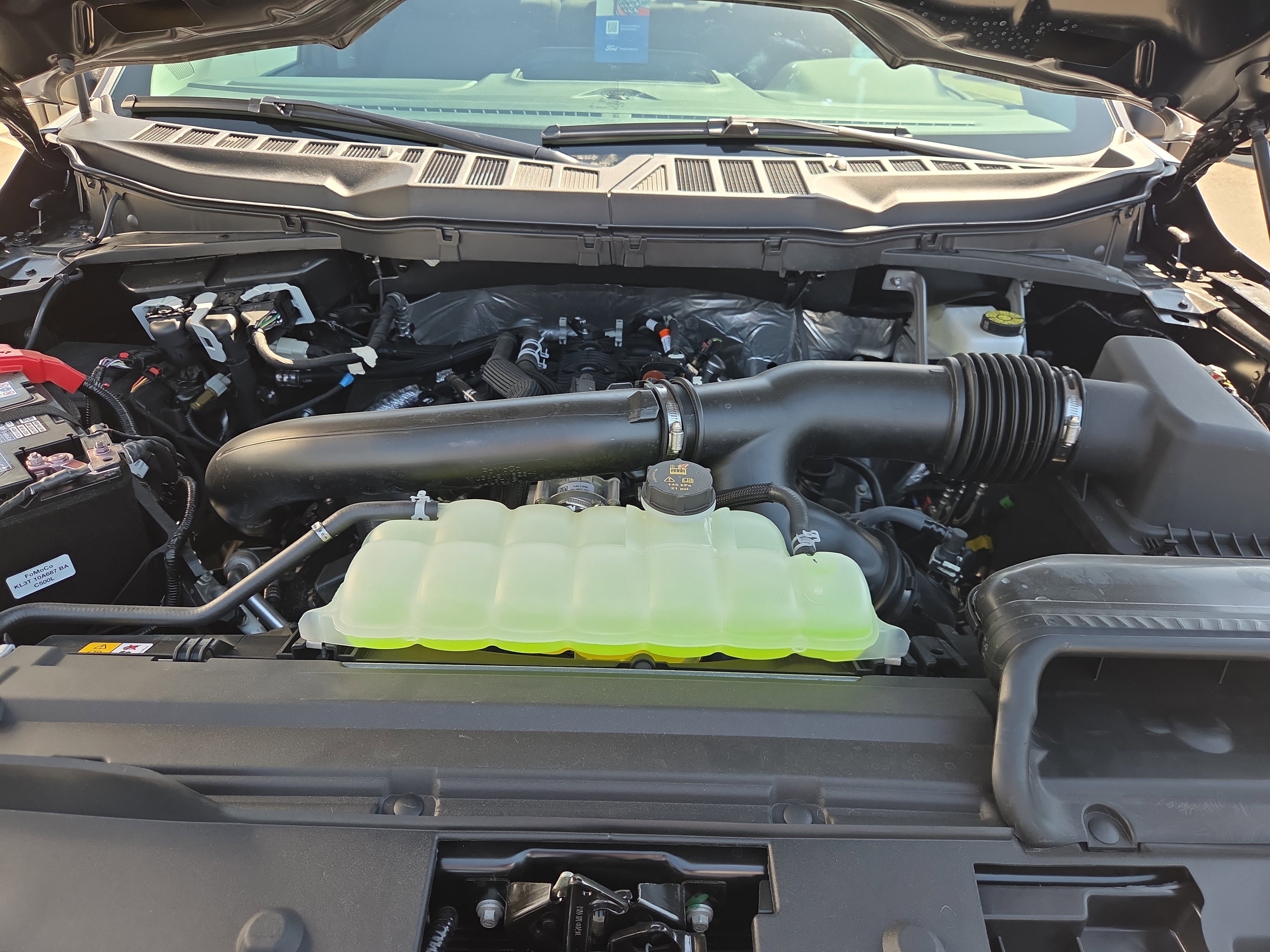 New 2026 Carbonized Gray Metallic Ford XLT image 19