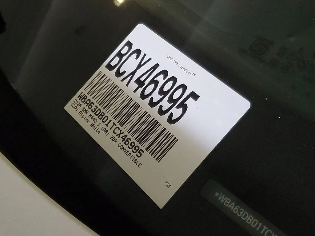 New 2026 Alpine White BMW M440i image 25