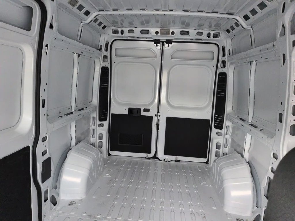 New 2026 Bright White Clear-Coat Exterior Paint RAM  image 25