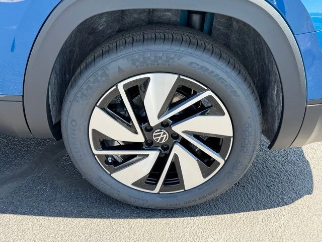 New 2026  Volkswagen 2.0T SE w/Technology image 6