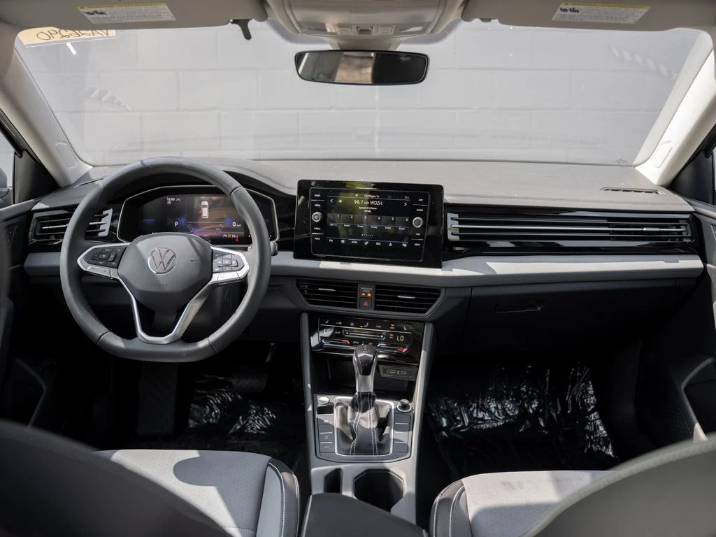 New 2026 Platinum Gray Metallic Volkswagen 1.5T SE image 10