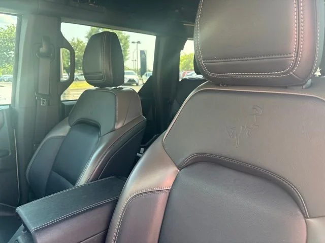 Used 2025 Beige Ford Outer Banks image 2