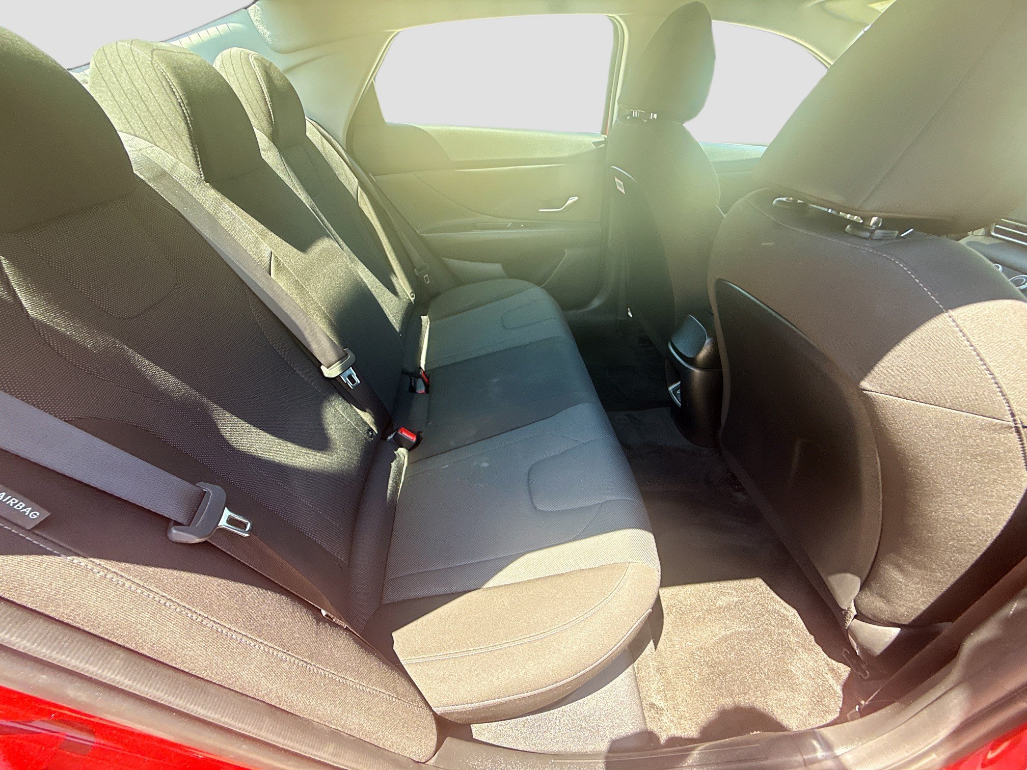 2025 Hyundai Elantra SE - Photo 25