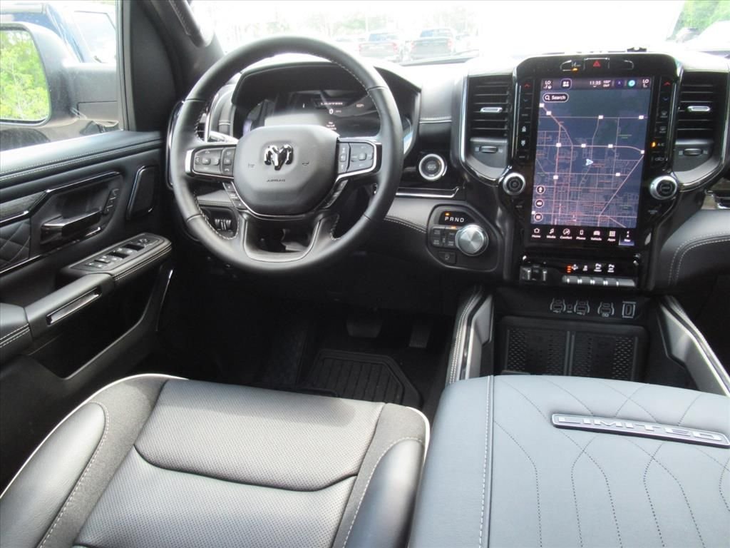 New 2026 Diamond Black Crystal Pearl-Coat Exterior Paint RAM Limited image 13