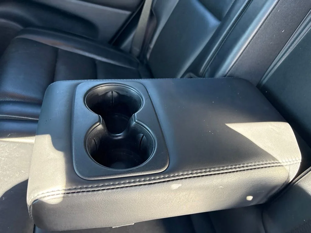Used 2018 Red Jeep Overland image 20