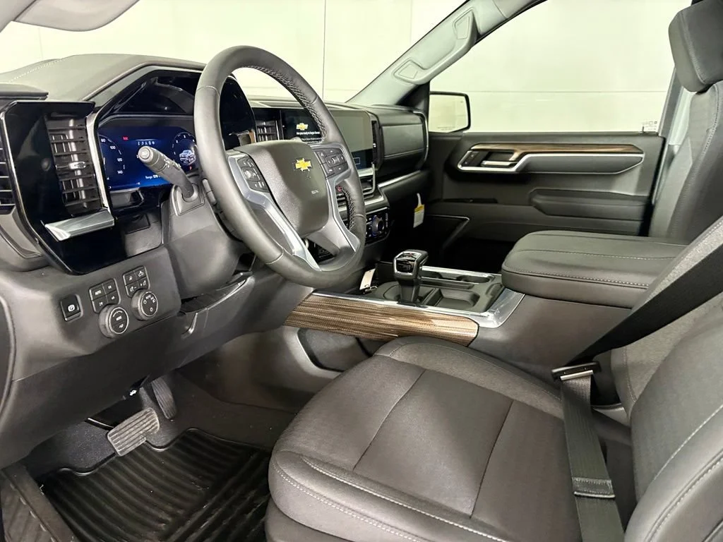 New 2026 Sterling Gray Metallic Chevrolet LT image 26