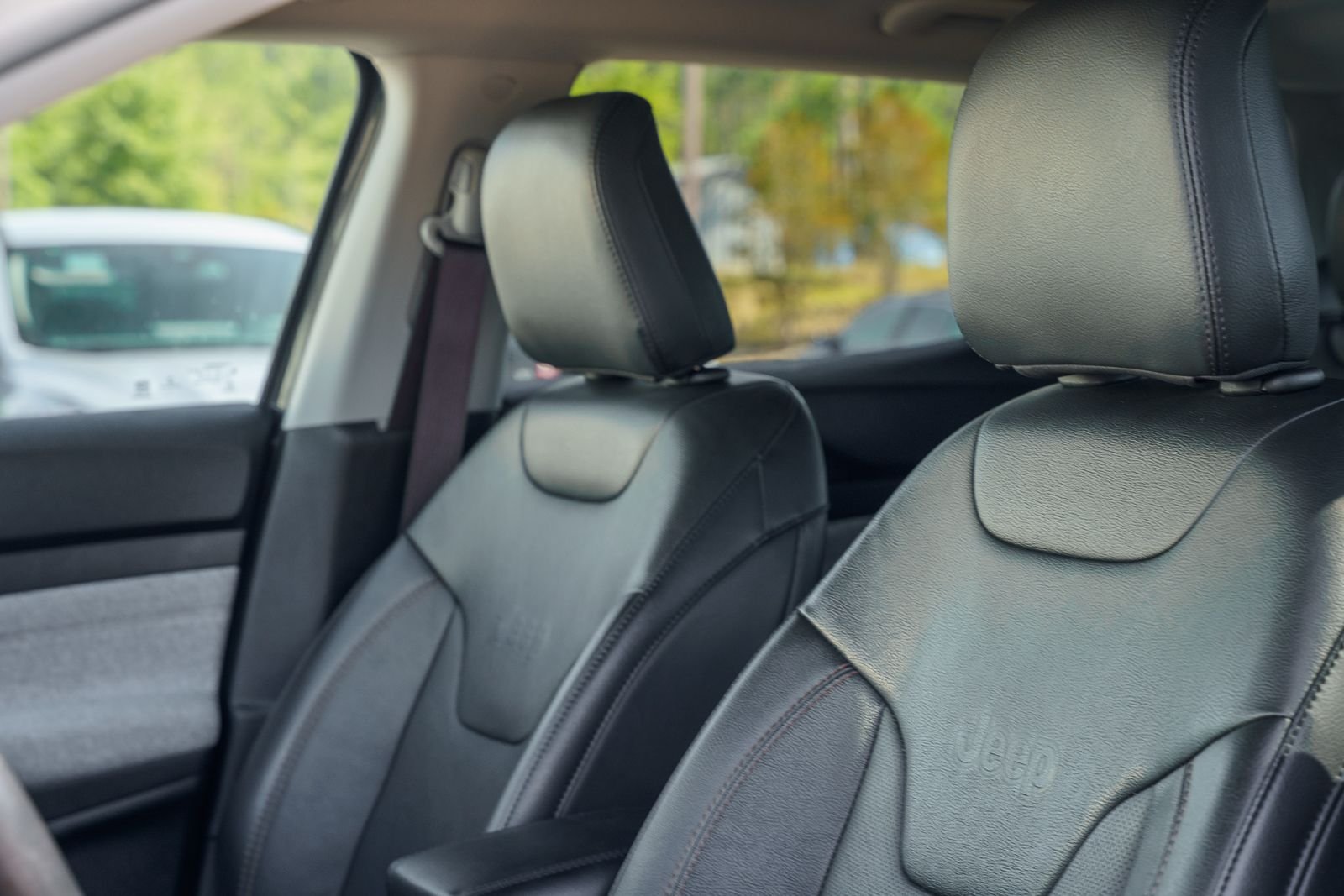 2022 Jeep Compass Latitude Lux - Photo 20