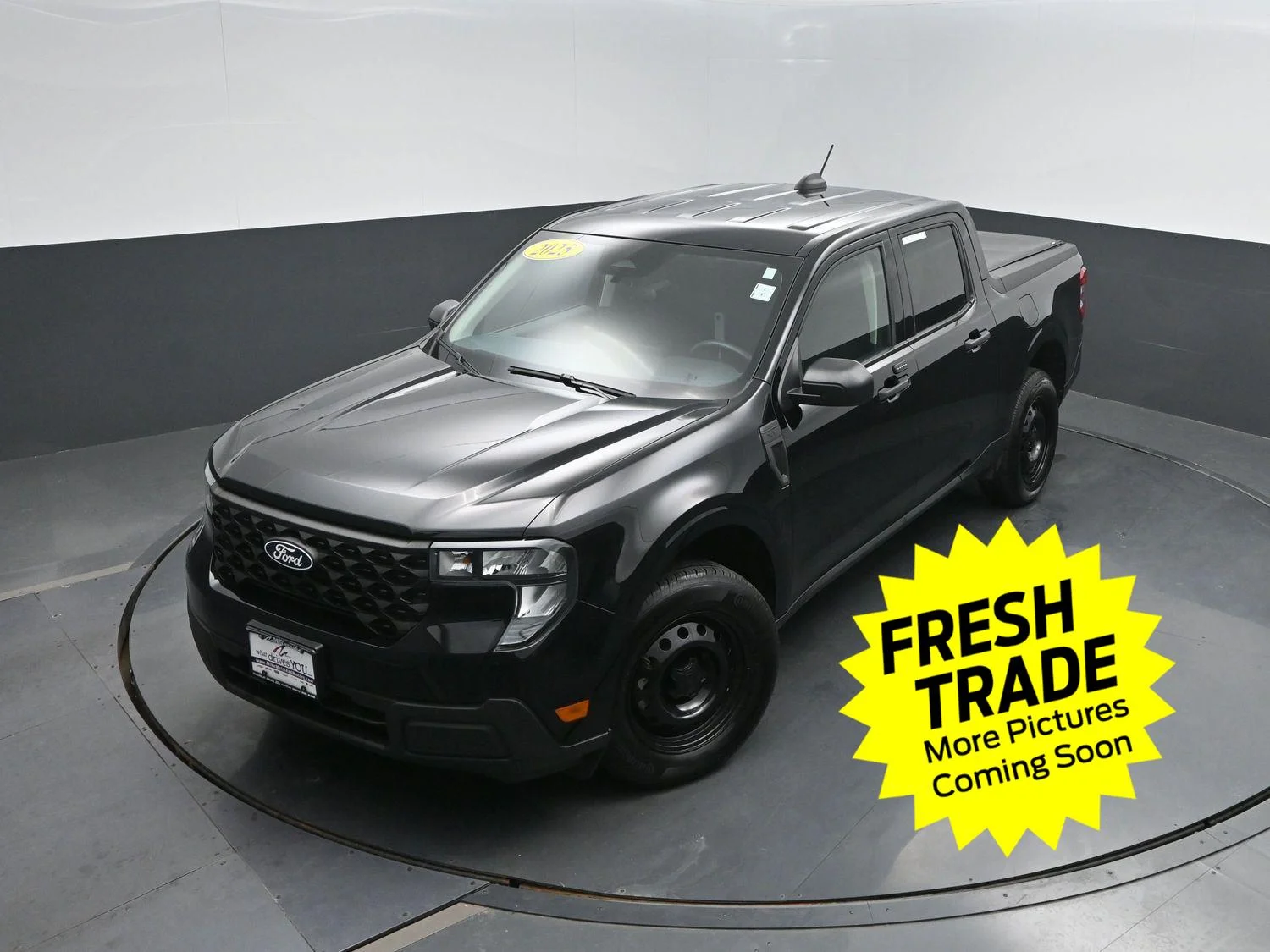 Used 2025 Shadow Black Ford XL image 33