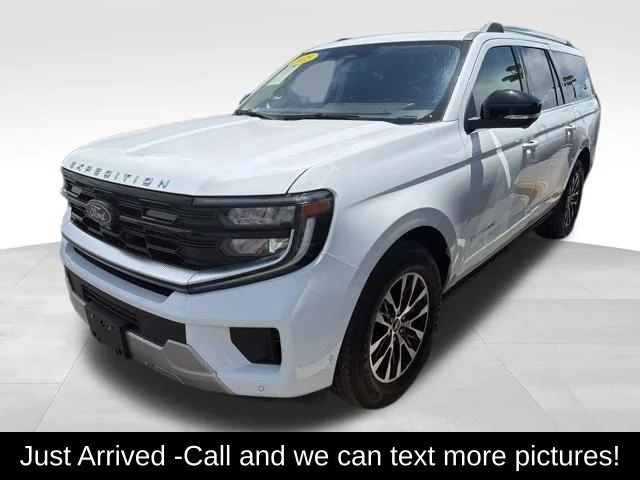 Used 2025 White Ford Platinum image 1