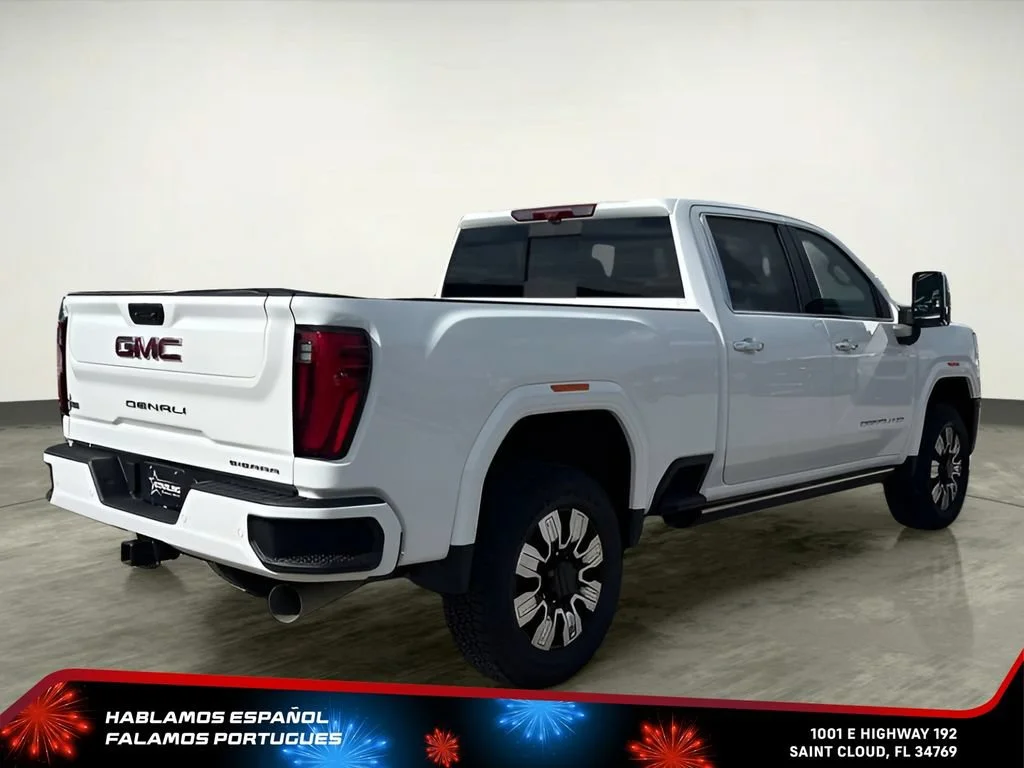 Used 2025 Summit White GMC Denali image 5