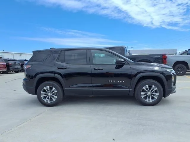 New 2026 Mosaic Black Metallic Chevrolet LT image 2