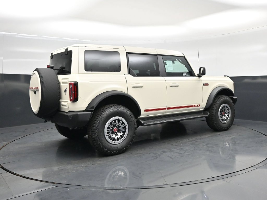 New 2026 White Ford Outer Banks image 40