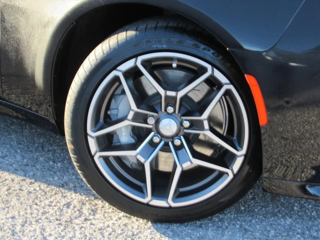 New 2026 Diamond Black Crystal Pearlcoat Dodge Scat Pack image 7