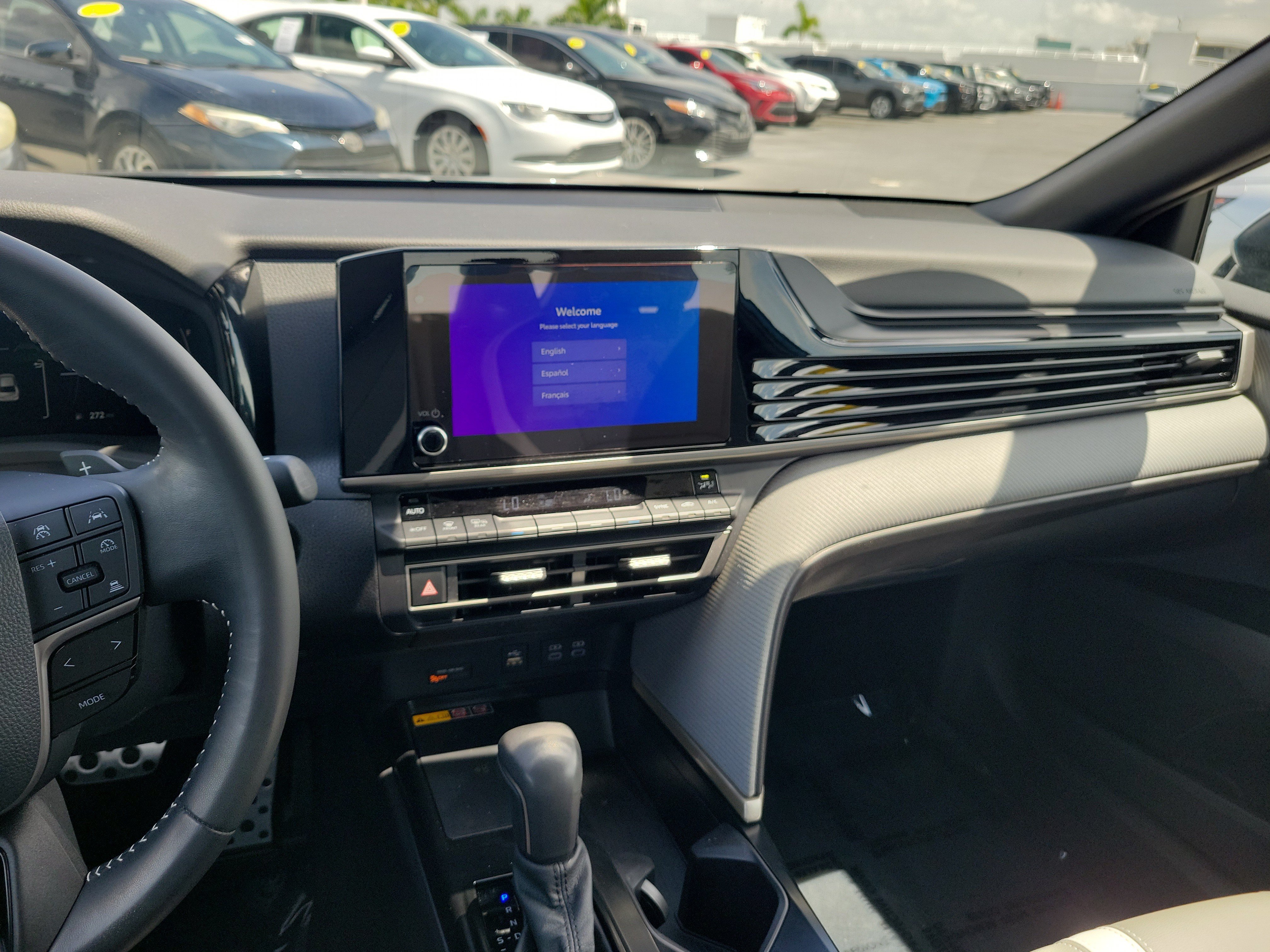 Used 2025 Ocean Toyota SE image 17