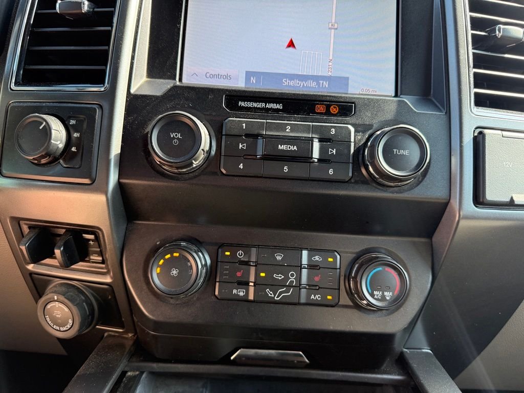 Used 2022 Agate Black Metallic Ford XLT image 14