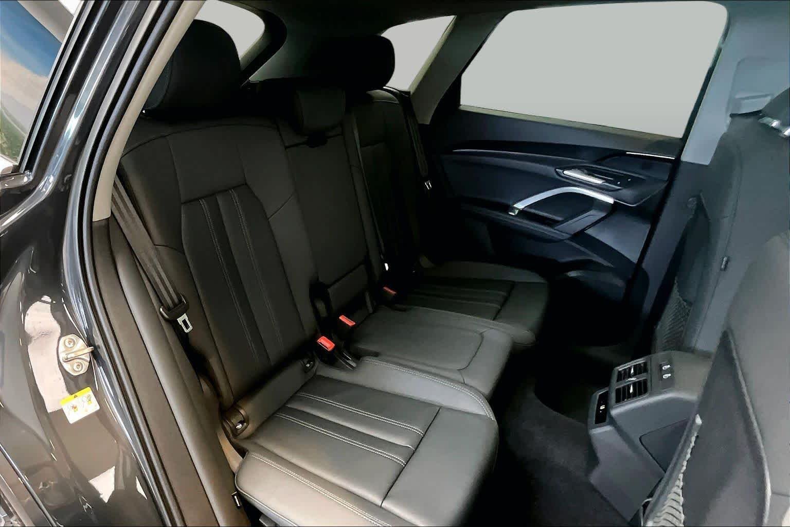 2025 Audi Q5 Premium - Photo 19