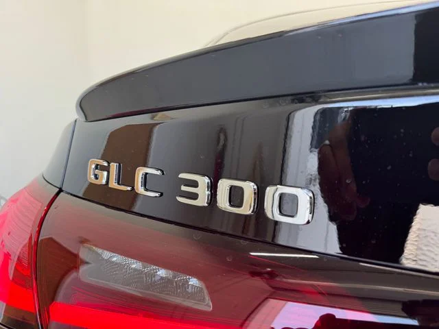New 2027 Black Mercedes-Benz GLC 300 image 36