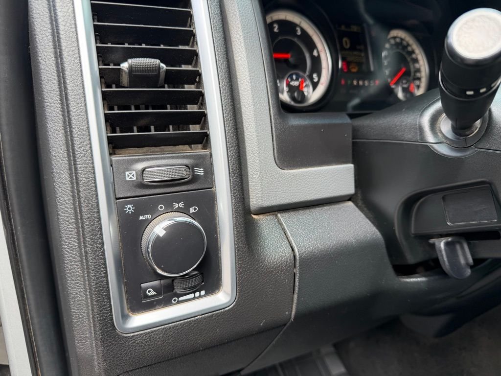 Used 2017 Silver Ram SLT image 21