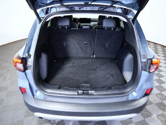 Used 2025 Blue Ford Platinum image 9