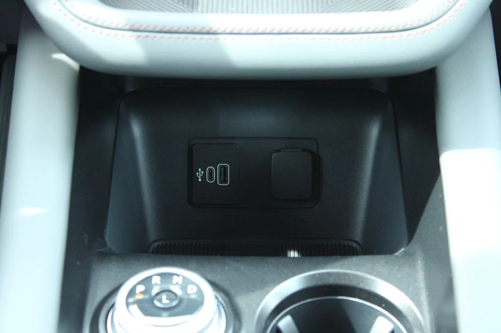 New 2026 Vapor Blue Metallic Ford Active image 28