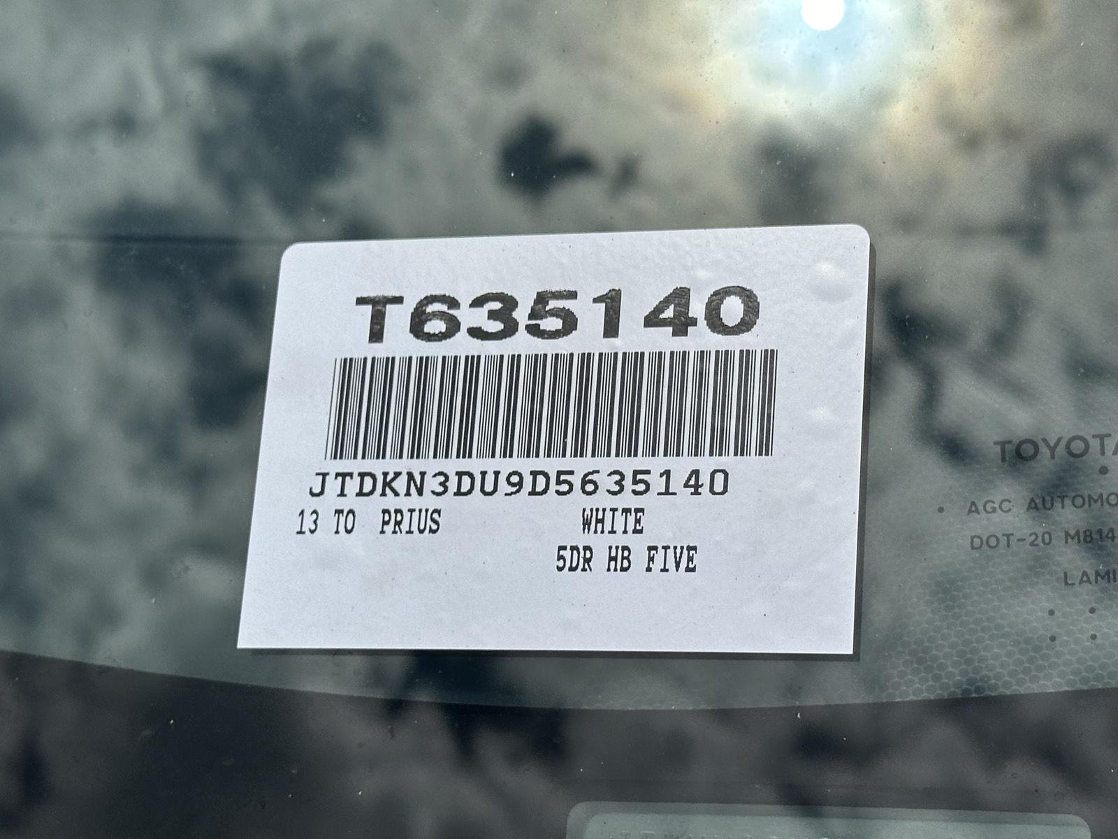 Used 2013 Blizzard Pearl Toyota Five image 14