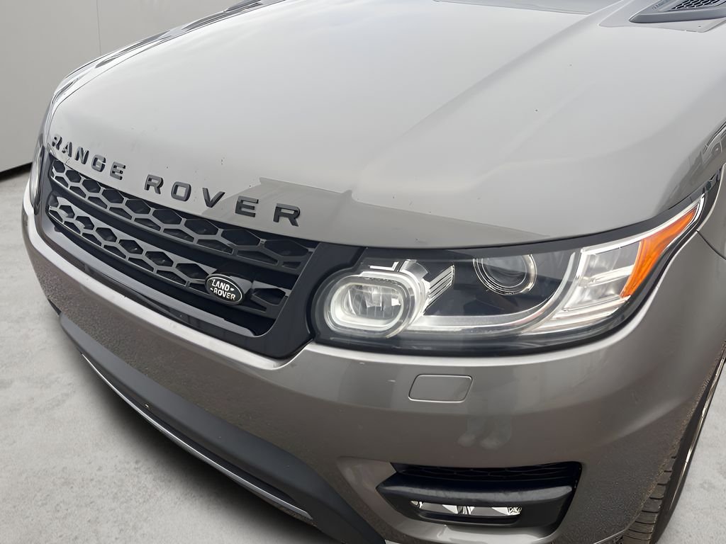 Used 2017 Silicon Silver Metallic Land Rover Autobiography image 17