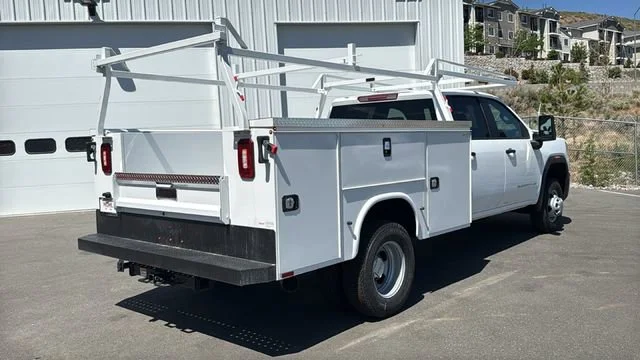 2026 GMC Sierra 3500HD Pro - Photo 3