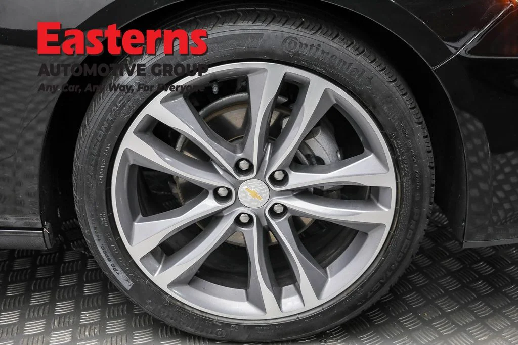 Used 2024 Black Chevrolet LT image 29