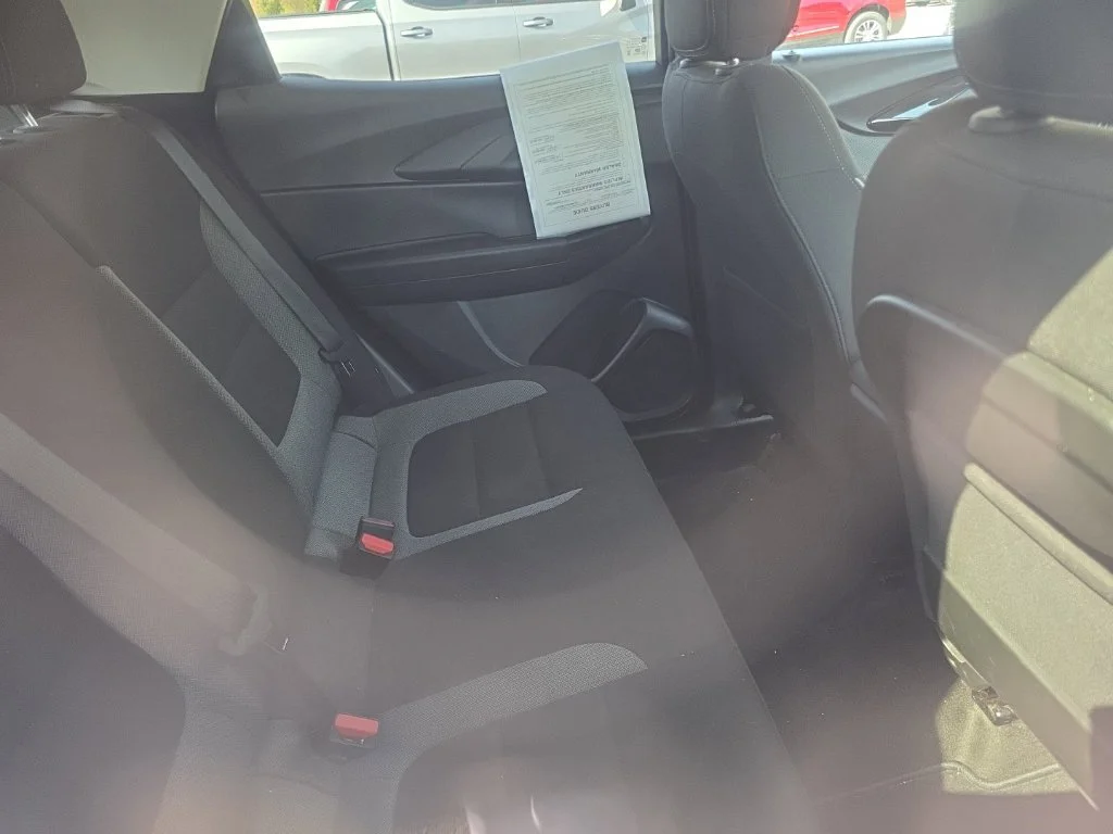 Used 2023 Gray Chevrolet LT image 6