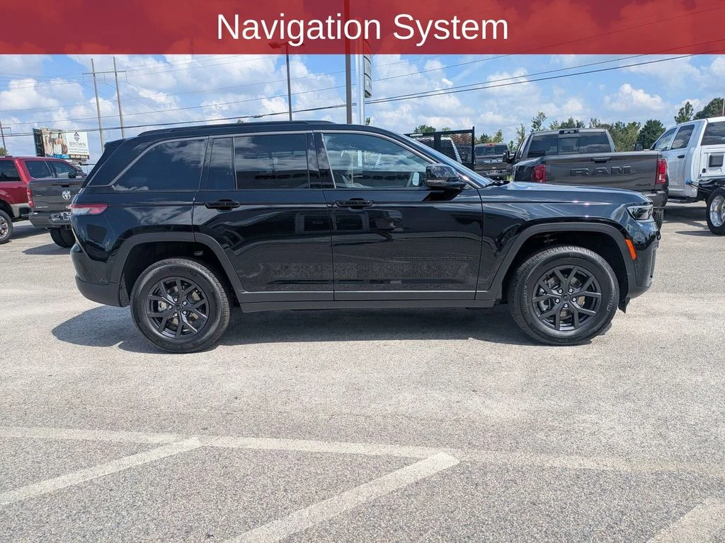 New 2027 High-Gloss Black Paint Jeep  image 4