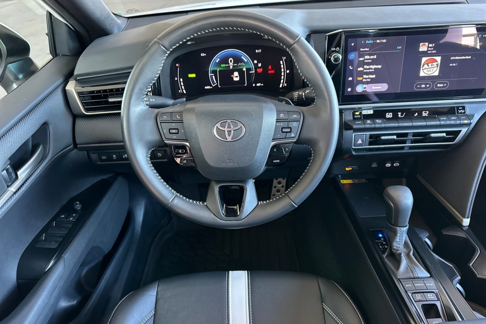 Certified Used 2026 Ice Cap Toyota SE image 13